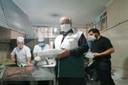 1500 پرس غذای گرم بین محرومین خلیل آباد توزیع شد